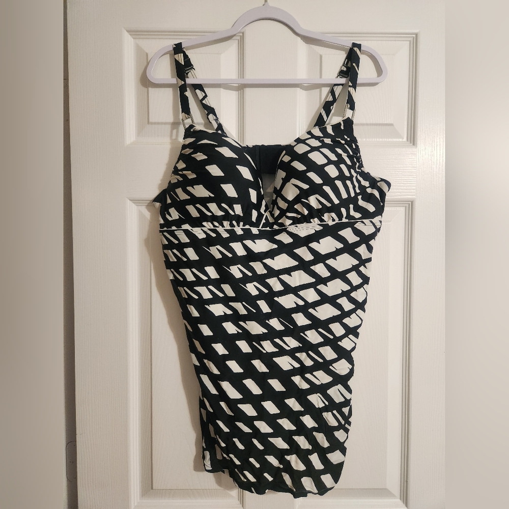 Lane Bryant 42 D Tankini Swim Top